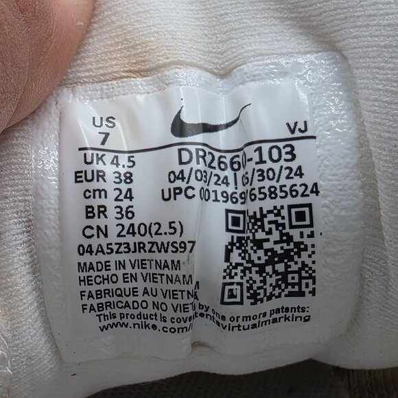 Nike ZoomX Invincible Run Fk 3 Womens Size 7 White Photon Dust Shoes DR2660-103 - Picture 7 of 13